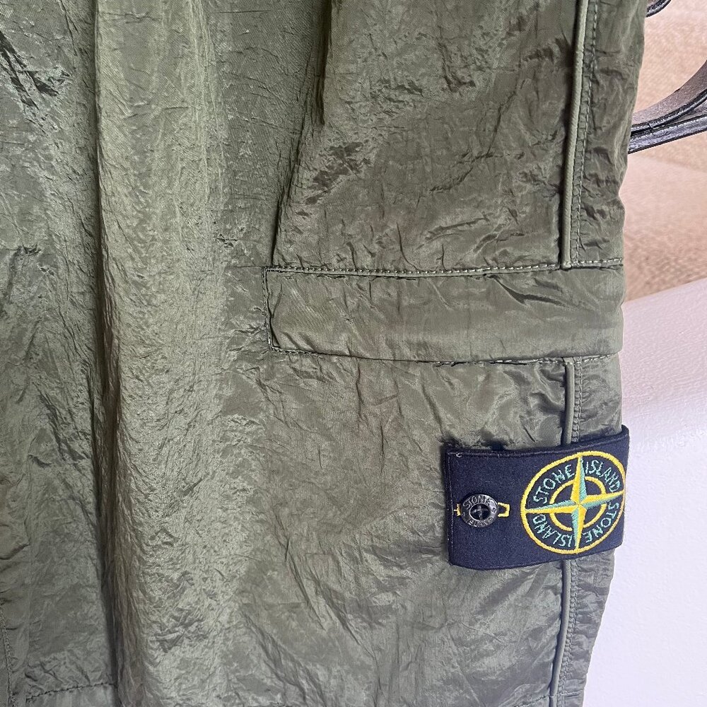 Stone Island Shorts Mens Olive Green Metal Metallic NWT